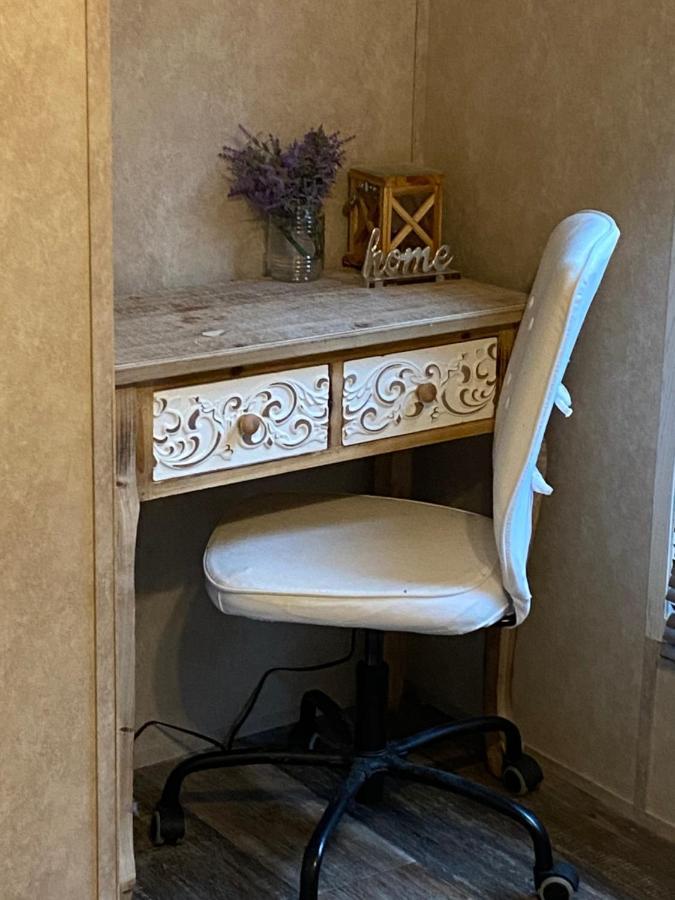 Your Own Cozy Tiny Home Austell Extérieur photo